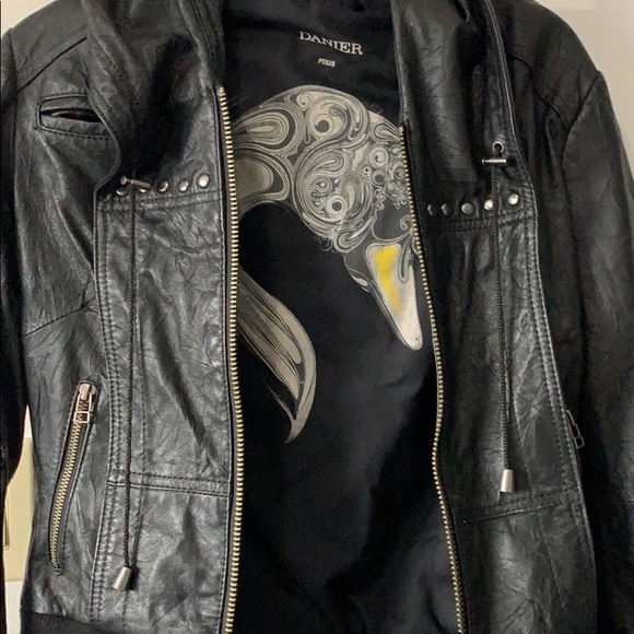 Leather jacket - Picture 6 of 10